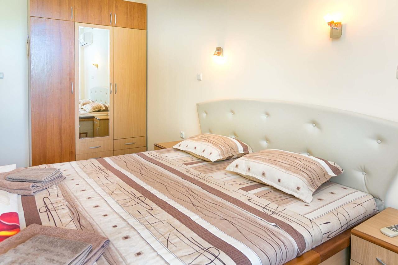 Apartments Yalta Golden Sands Exterior foto